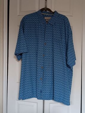 Tommy Bahama Blue and White Geometric Pattern Blended Silk Shirt Size XXL